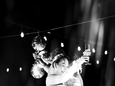 PHÂN BIỆT CHỤP TRUYỀN THỐNG & CHỤP PHÓNG SỰ | VU STUDIOS