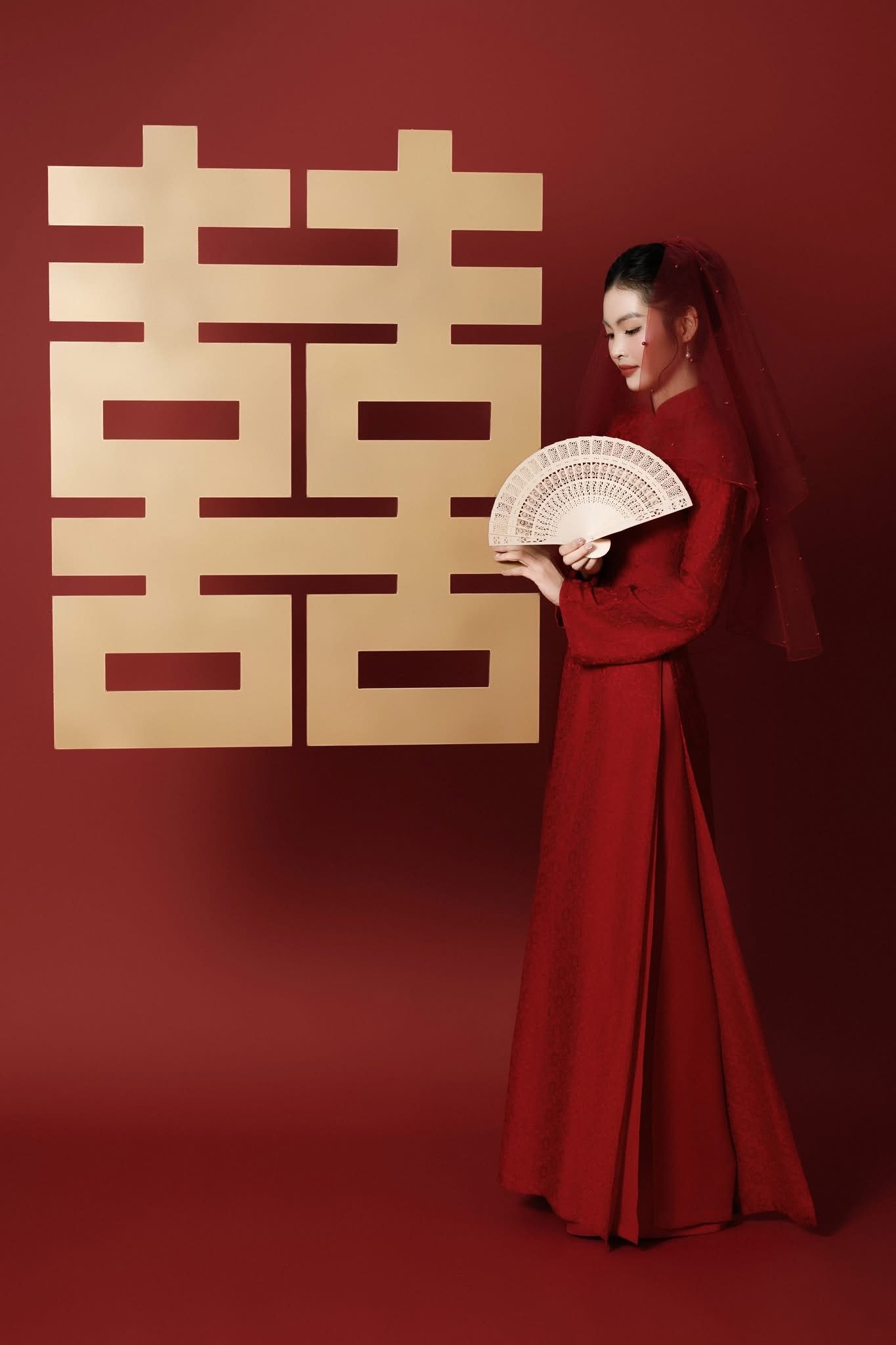 Áo dài cưới may đo
– Dấu ấn cá nhân hóa – VU STUDIOS Nha Trang