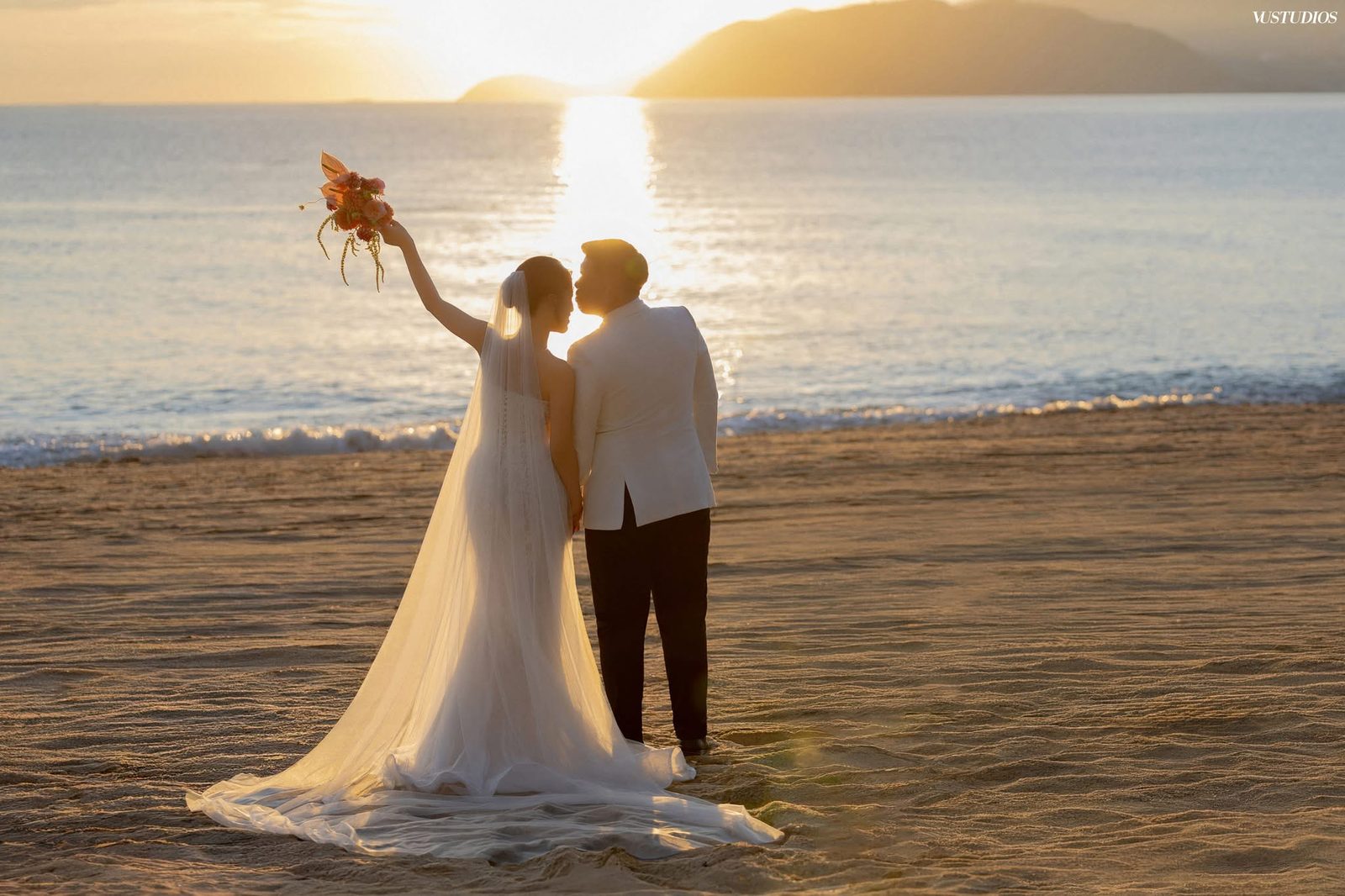 Bờ biển – bãi cát, biển và bầu trời – VU STUDIOS Nha Trang
