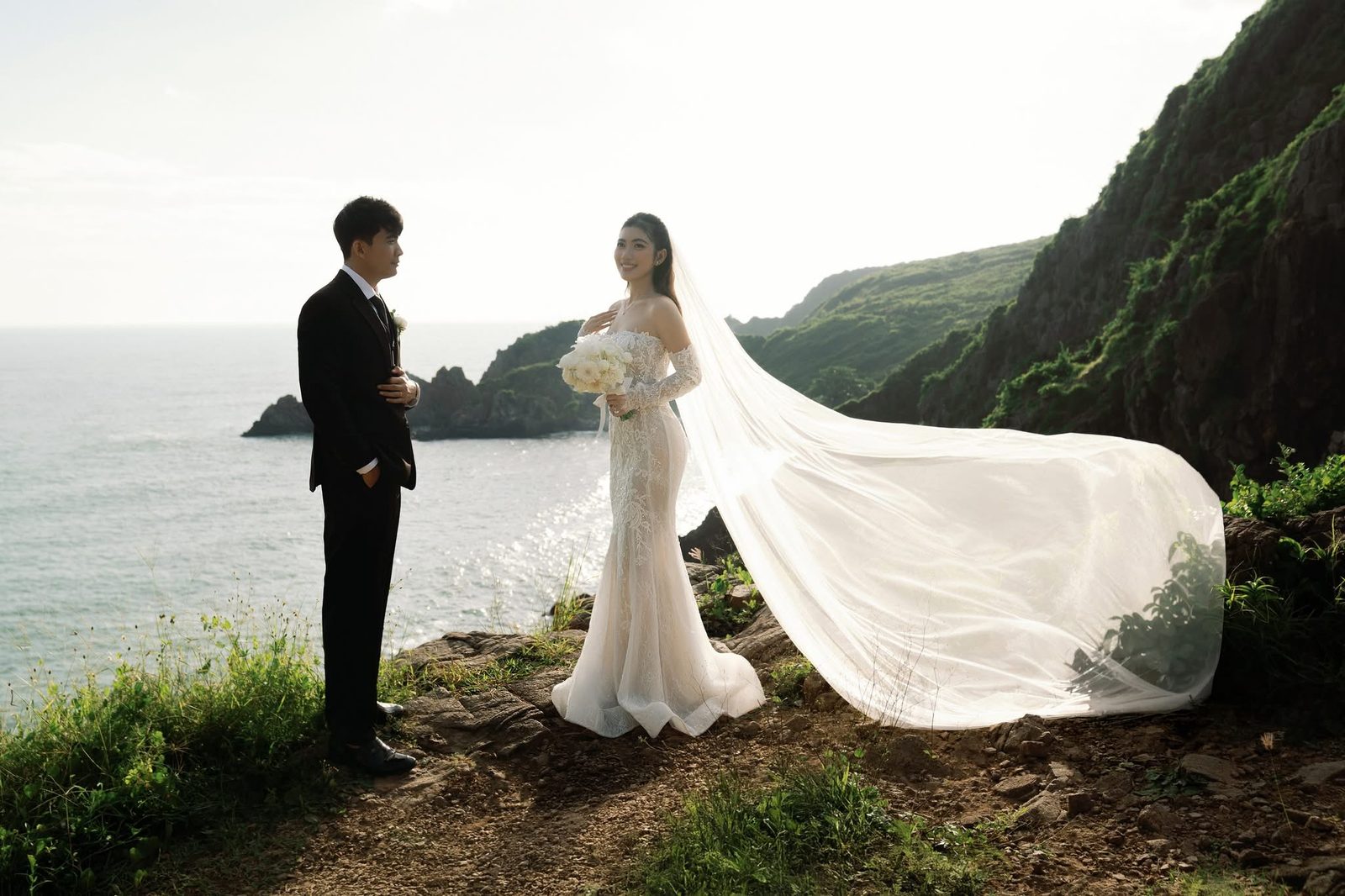 Trang
phục & phụ kiện – yếu tố định hình thần thái – VU STUDIOS Nha Trang
